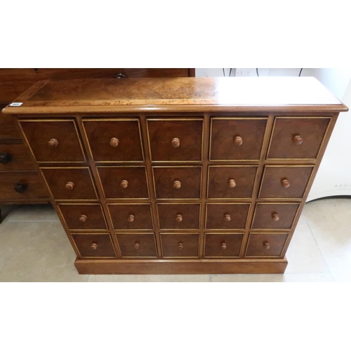 Lot 625       
