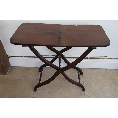 629 - A 19th century coaching table