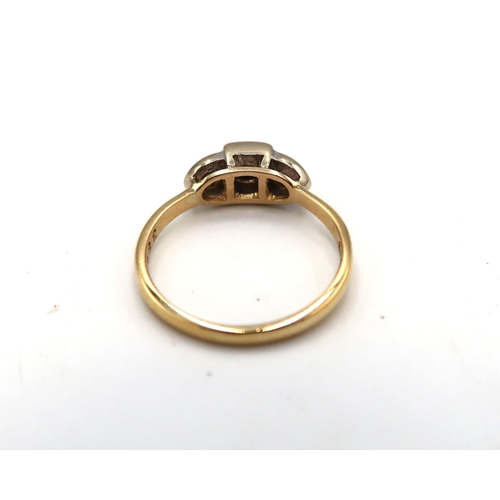 77 - An 18ct Yellow Gold Art Deco 3 Stone Diamond Ring, Diamonds are a Good Colour and Well Matched, Head... 