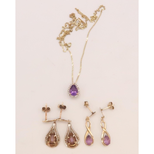 108 - A 9ct Gold Amethyst Pendant, together with two pairs of 9ct gold amethyst earrings. 

Total weight:3... 
