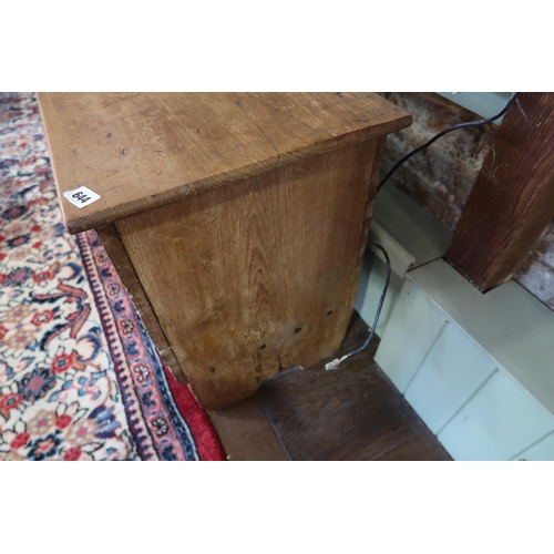 644 - A 19th century rustic pine blanket box - Width 120cm x Height 56cm
