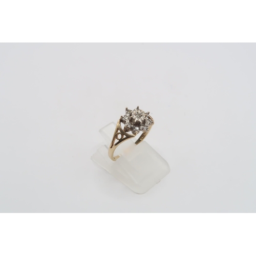 101 - A 9ct Diamond Illusion Set ClusterWeight: 1.81 Size: MCondition: Head & Shank in good order, sto... 