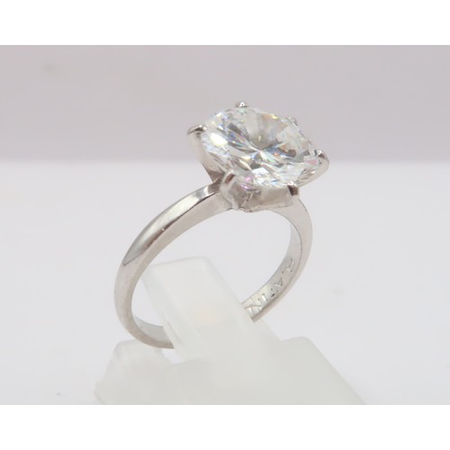 1 - A brilliant cut diamond solitaire ring. Estimated 2.77cts. Estimated E/F colour, VS2/SI1 clarity. Si... 