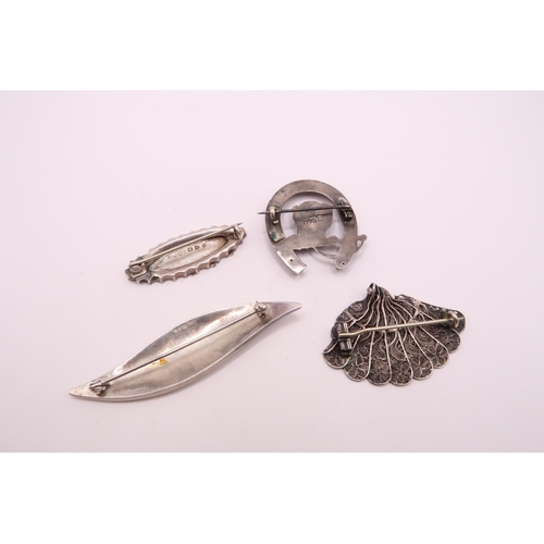 196 - A Small Group of Silver Brooches to include One Dachshund, Sweetheart Brooch, Filagree Flamenco Fan ... 