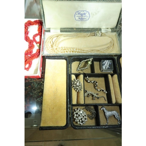 200A - A large Quantity of Costume Jewellery & Silver Items to include Rings, Bangles, Necklaces and as... 