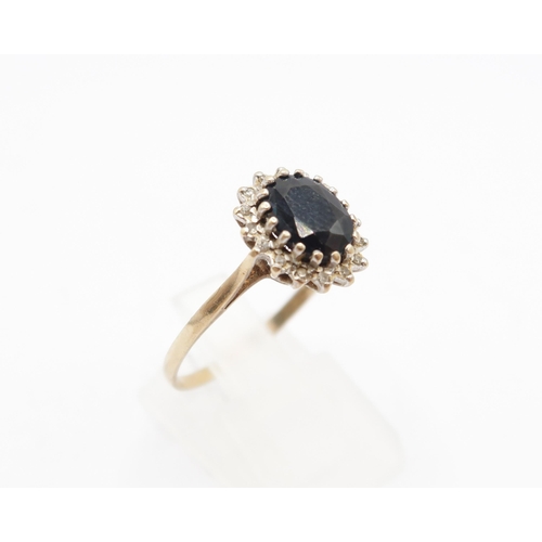  A 9ct Dark Sapphire Ring&nbsp;Weight: 2g Size: R
