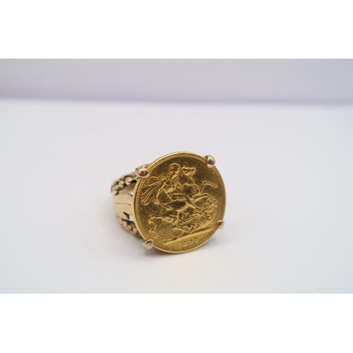  A Queen Victoria 1899 full sovereign mounted in a ring, tests 9ct. Size T. Weight 15.27 grams