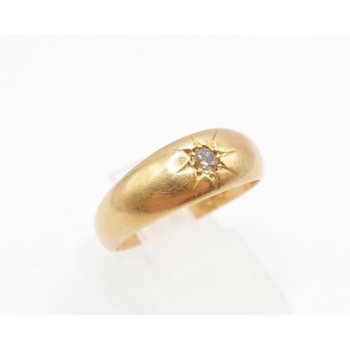 60 - A Edwardian 18ct Start Set Diamond Ring&nbsp;Weight: 4.69g Size: N