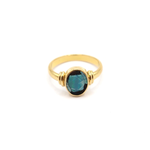 222 - An 18ct yellow gold broken opal ring size O 1/2 - Approx weight 3.82 grams