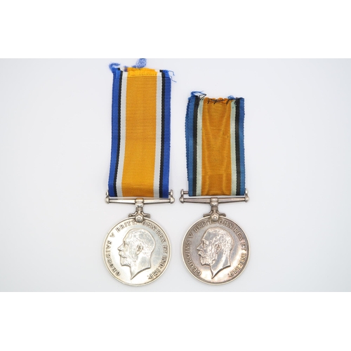 381 - A Pair of British WW1 War Medal 1914 - 1918, Issued to PTE. Ralph B Hunt 47208, 32640 Lincolnshire R... 
