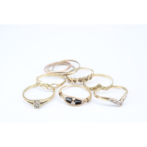 86 - A Group of 9ct Assorted Rings Together with One 14ct Tested ringWeight: 7.93g