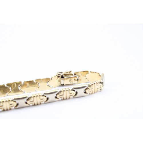 18 - A 14ct Italian Made Fancy Link Bracelet&nbsp;Weight: 9.73g Length: 19cm