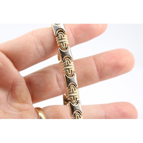18 - A 14ct Italian Made Fancy Link Bracelet&nbsp;Weight: 9.73g Length: 19cm