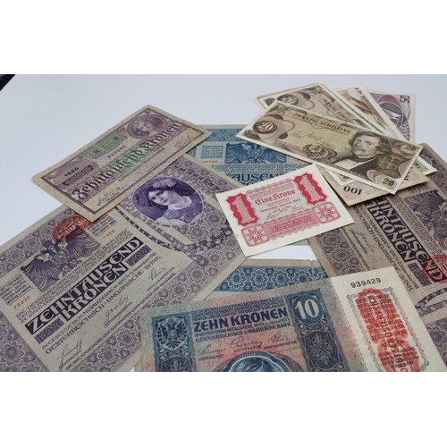 359 - A Quantity of German & Austro-Hungarian Paper notes to include 2nd November 1918 10,000 Kronen a... 