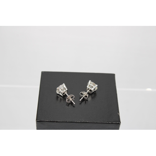 140 - A Pair of 18ct White Gold Diamond Ear Rings, the Diamonds are a Very Good Colour and Clarity, Colour... 