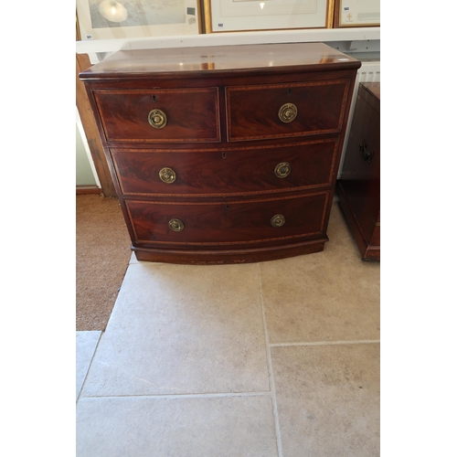  A 19th century mahogany bow fronted chest of drawers - Width 90cm x Height 82cm