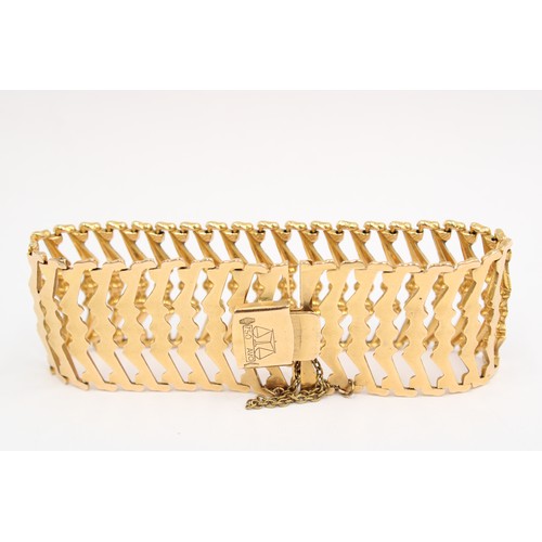  A 750 Marked Wide Fancy Link Bracelet&nbsp;Weight: 33.80g