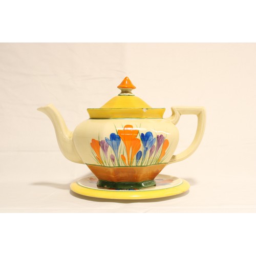  A Circa 1930/40's Clarice Cliff Bizarre 'Crocus' pattern teapot & Plate hand-painted with sprays... 
