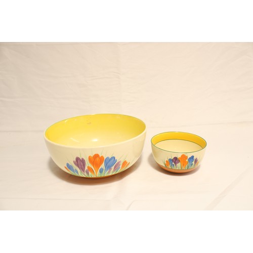 A Circa 1930/40's Pair of Clarice Cliff 'Crocus' Pattern Bowls, hand-painted with sprays of crocus f... 