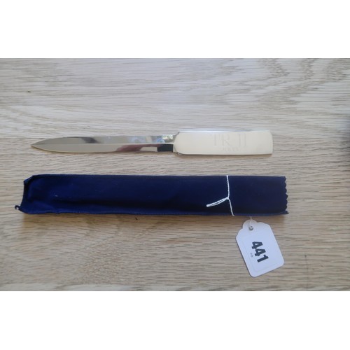 441 - A Lara Croft:Tomb Raider-The Cradle of Life crew gift metal paperknife from Angelina Jolie, the hand... 