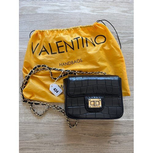 434 - A Valentino by Mario Valentino black leather handbag, embossed in imitation of alligator skin, chain... 