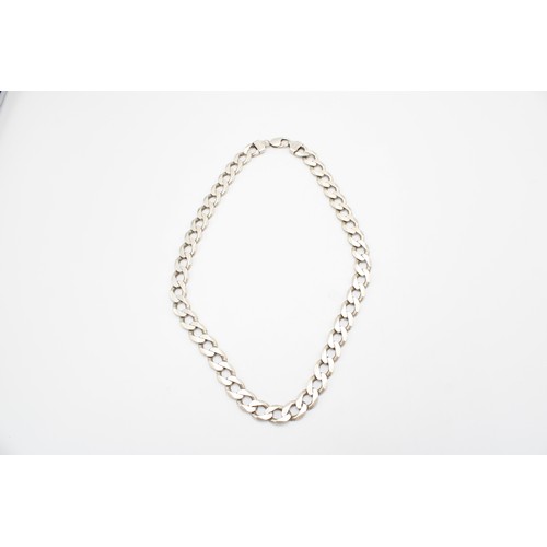 197 - A Heavy Gauge Sterling Silver Curb Chain Length 55cmWeight: 114g