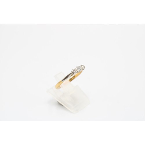  A 22ct Diamond Three Stone Ring&nbsp;Weight: 2.85g Size: M