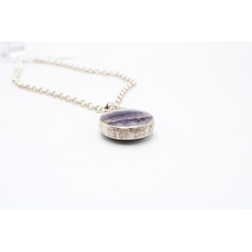  A silver-mounted blue john pendant and chain, David Scott-Walker, Sheffield, 1985, the pendant fully... 