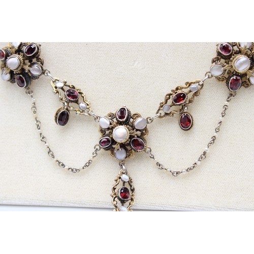 39 - An Austro-Hungarian Garnet and Mother of Pearl Necklace Circa 1880 of Festoon Design, Set in Silver ... 