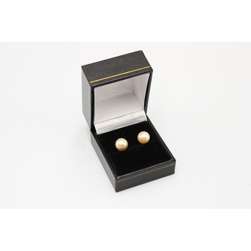 37 - Pair of 9ct Yellow Gold Large Pearl Ear Rings approx. 9mm Diameter, with 9ct Gold&nbsp;Butterfly Bac... 