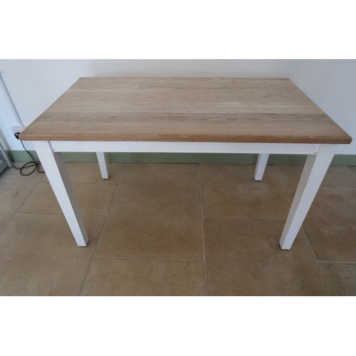 Lot 653       