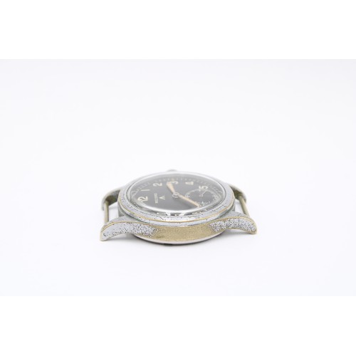  A British Military Record Watch,&nbsp;Movement:&nbsp;15J, manual wind, cal. 022K. Case:&nbsp;Diamete... 