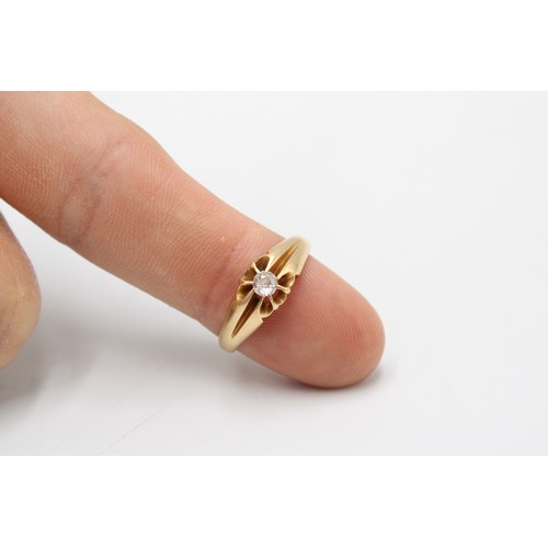  An 18ct early 20th century diamond single stone ring. Estimated 0.20ct. Size S. Weight 3.99 grams