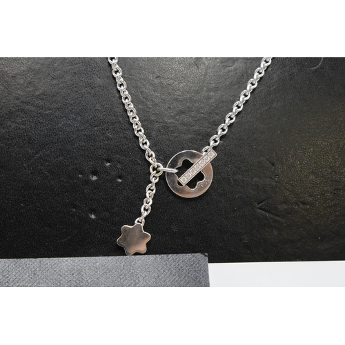 3 - A Quality Mont Blanc 18ct White Gold and Diamond Necklace, Diamonds are a very Good Colour and Clari... 