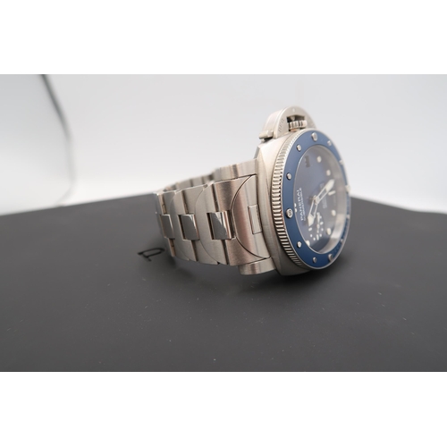 259 - An Automatic Panerai Submersible, Reference: PAM01068, 42mm, 2022 with full box and papers. Featurin... 