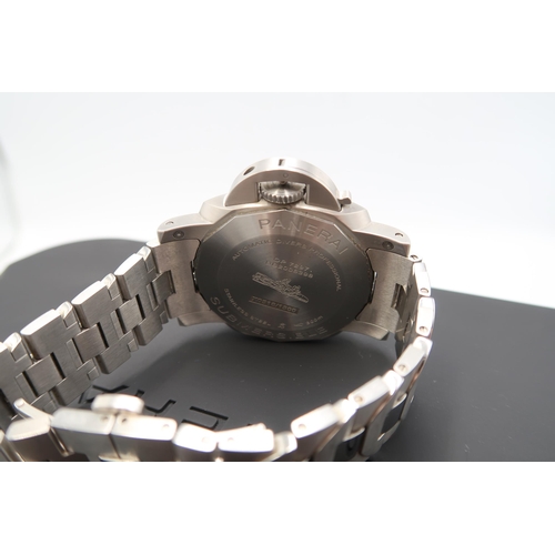 259 - An Automatic Panerai Submersible, Reference: PAM01068, 42mm, 2022 with full box and papers. Featurin... 