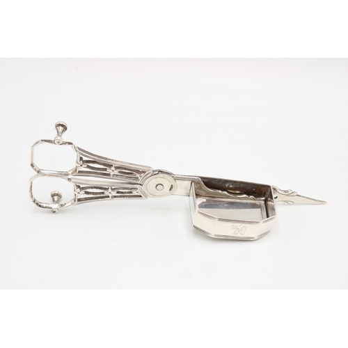 299 - A silver candle snuffer, probably&nbsp;Abstinando King, London, 1790, scissor form, engraved with a ... 