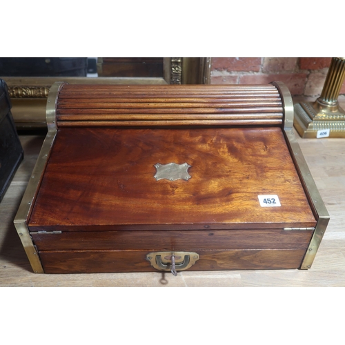 Lot 452       