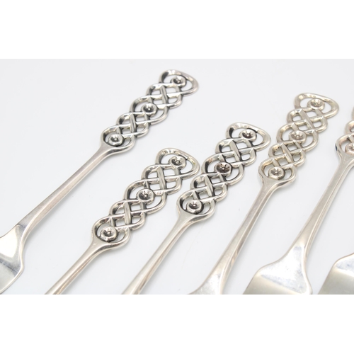 303 - A set of six silver dessert forks, David Anderson, Olso, Ringebu pattern, all struck 830S, length 18... 