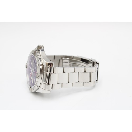 253A - A Breitling Avenger Ⅱ GMT A32390 S. Steel 45mm AutomaticCondition: Signs of wear, in fully working o... 