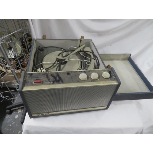 122 - Vintage Pam record player