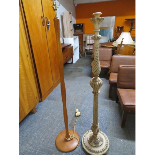 432 - 2 Standard lamps