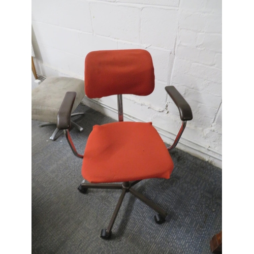 458 - Mid Century office chair