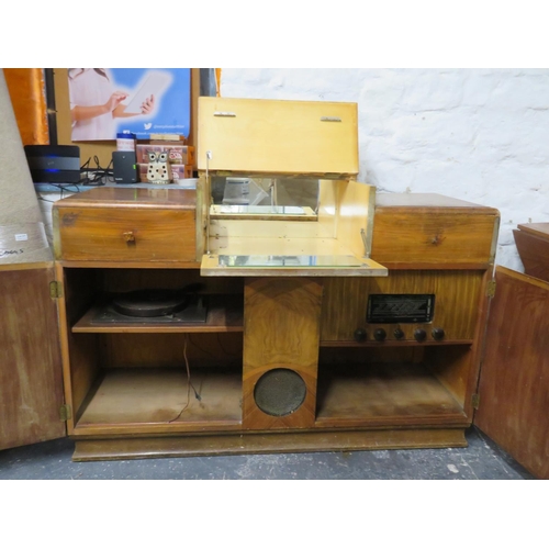 497 - Art Deco drinks cabinet/ record player and radio cupboard