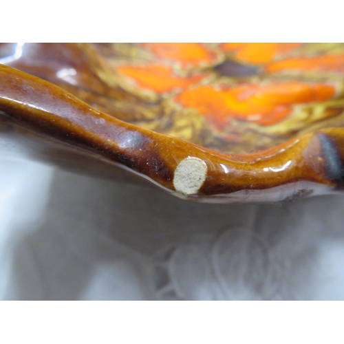 665 - Decorative bowl - as found