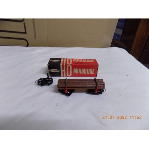 14 - Playcraft HO miniature P21 log bogie wagon