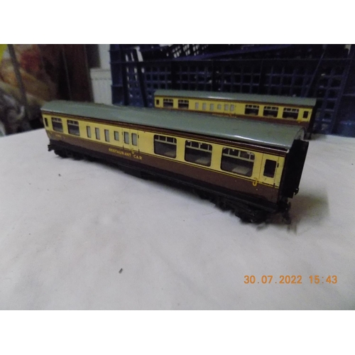 83 - Hornby Dublo W9572 restaurant coach