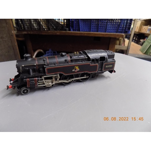 104 - Hornby Dublo 3-Rail BR black 2-6-4 tank loco