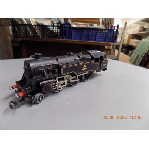 105 - Hornby Dublo 3-Rail BR black 2-6-4 tank loco