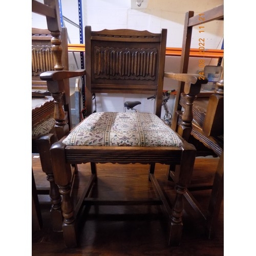 262 - Table and 6 chairs inc 2 carvers